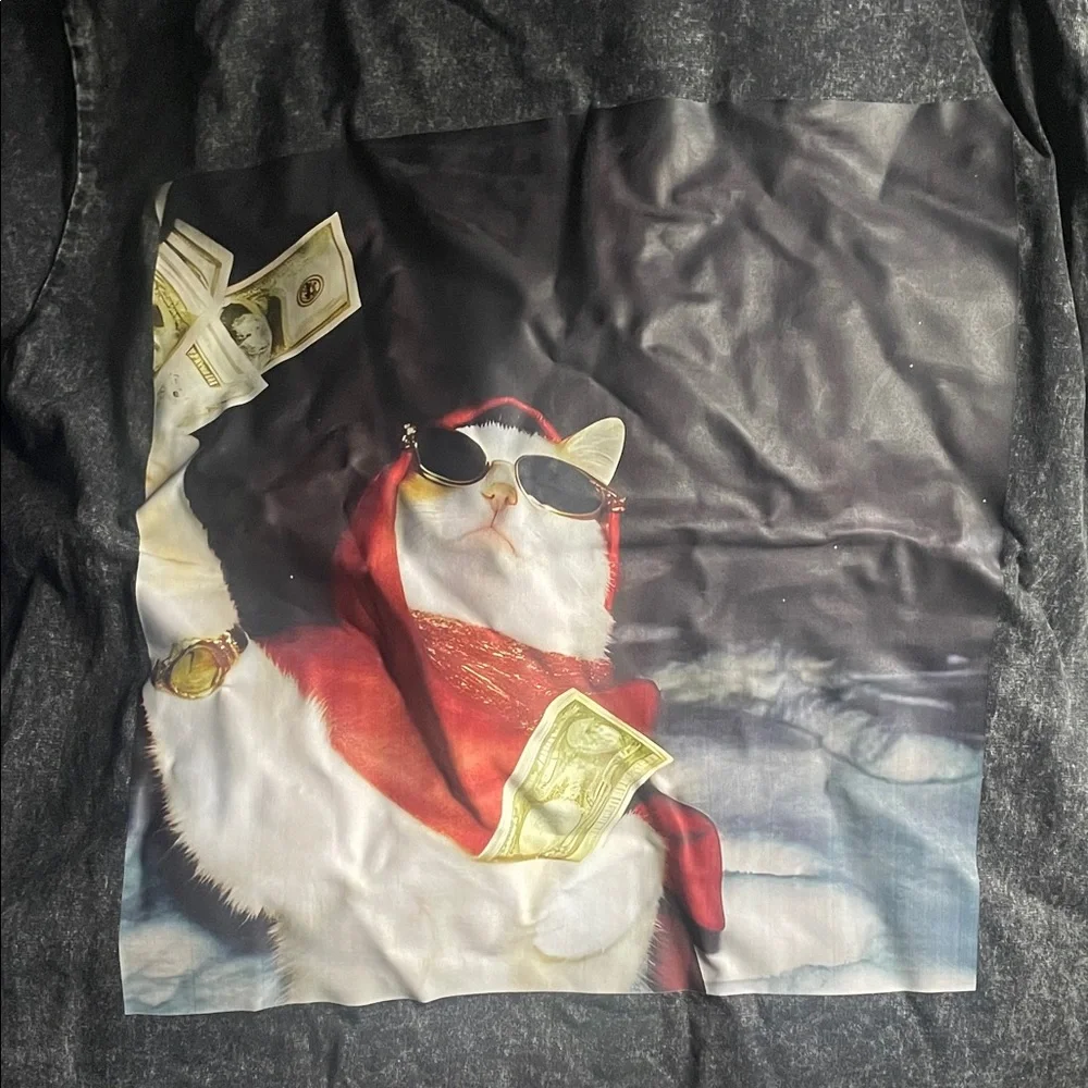 Stylish Cat Bandana with Red and Black Design